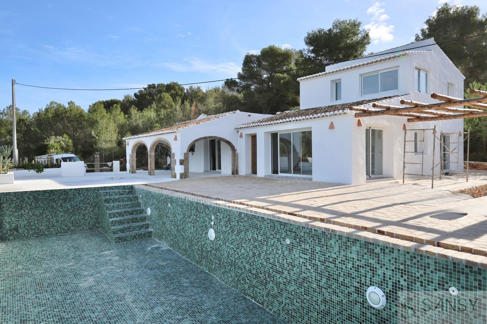 6 soveværelse Villa til salg i Javea / Xabia med swimmingpool garage - € 1.250.000 (Ref: 9027779)