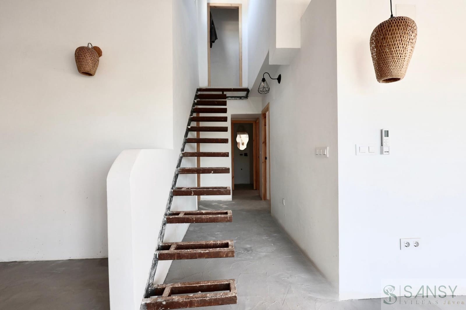 6 soveværelse Villa til salg i Javea / Xabia med swimmingpool garage - € 1.250.000 (Ref: 9027779)