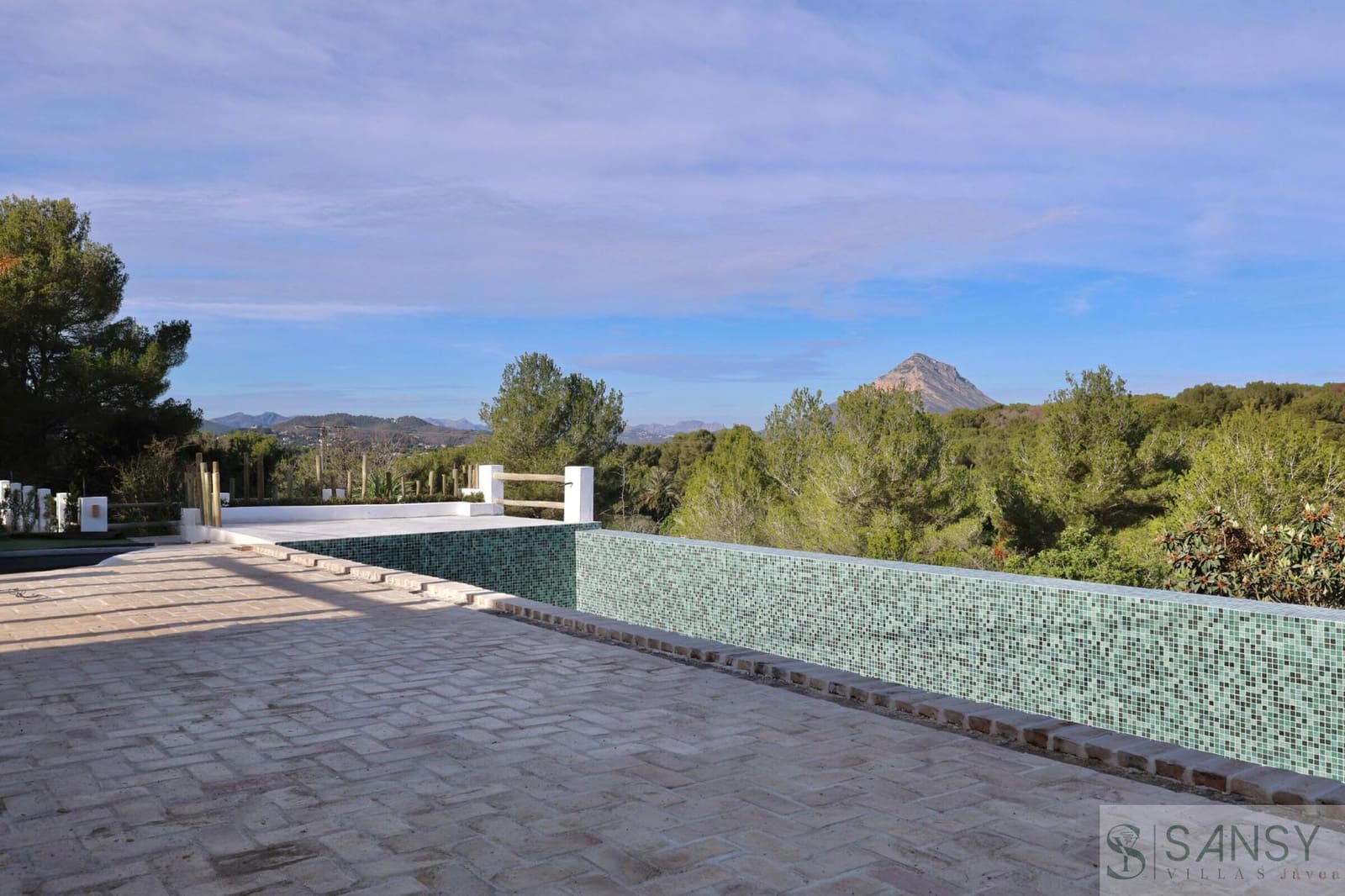 6 soveværelse Villa til salg i Javea / Xabia med swimmingpool garage - € 1.250.000 (Ref: 9027779)