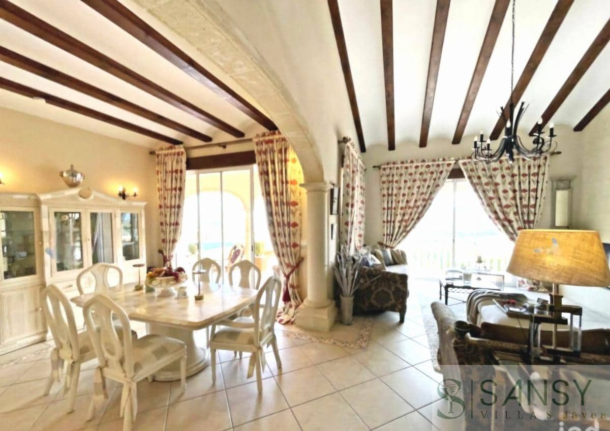 4 soveværelse Villa til salg i La Sella med swimmingpool - € 1.279.000 (Ref: 9027785)