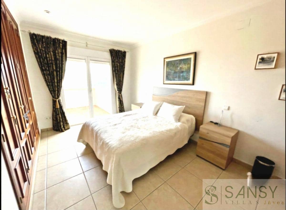 4 soveværelse Villa til salg i La Sella med swimmingpool - € 1.279.000 (Ref: 9027785)