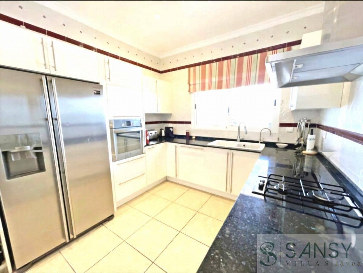 4 soveværelse Villa til salg i La Sella med swimmingpool - € 1.279.000 (Ref: 9027785)