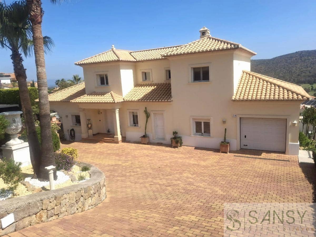 4 soveværelse Villa til salg i La Sella med swimmingpool - € 1.279.000 (Ref: 9027785)