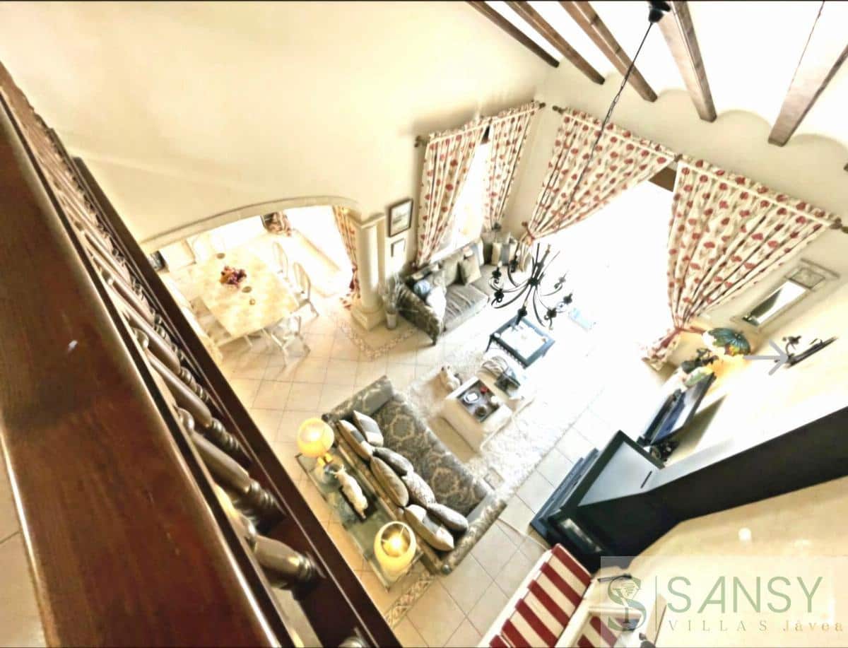 4 soveværelse Villa til salg i La Sella med swimmingpool - € 1.279.000 (Ref: 9027785)