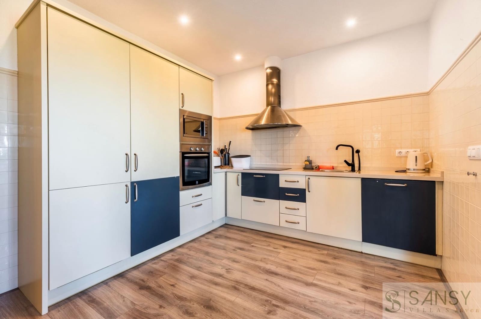 5 soveværelse Villa til salg i Javea / Xabia med swimmingpool garage - € 1.350.000 (Ref: 9027800)