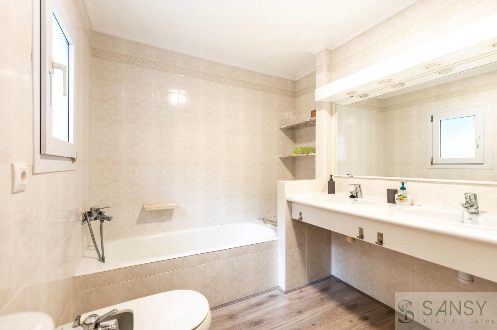 5 soveværelse Villa til salg i Javea / Xabia med swimmingpool garage - € 1.350.000 (Ref: 9027800)