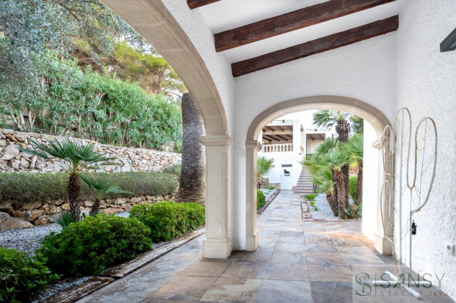 5 soveværelse Villa til salg i Javea / Xabia med swimmingpool garage - € 1.350.000 (Ref: 9027800)