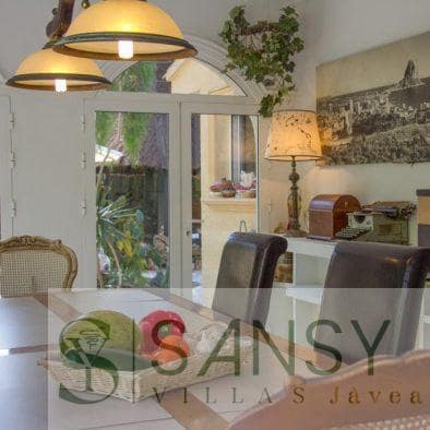 4 soverom Villa til salgs i Calpe / Calp med svømmebasseng garasje - € 2 500 000 (Ref: 9027828)