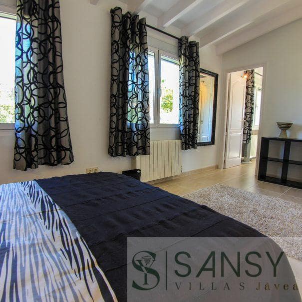 4 soverom Villa til salgs i Calpe / Calp med svømmebasseng garasje - € 2 500 000 (Ref: 9027828)