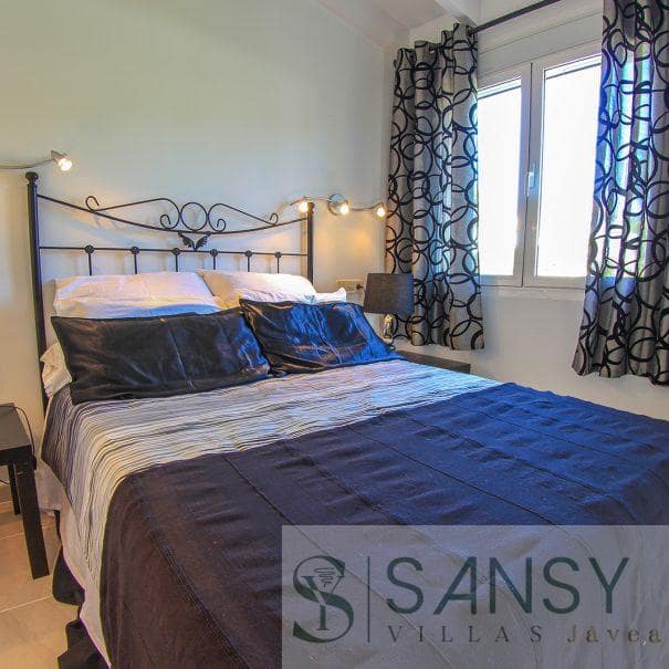 4 soverom Villa til salgs i Calpe / Calp med svømmebasseng garasje - € 2 500 000 (Ref: 9027828)