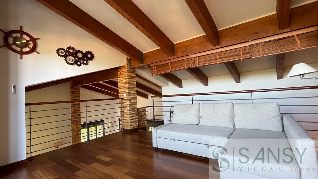 5 soveværelse Villa til salg i Javea / Xabia med swimmingpool garage - € 1.075.000 (Ref: 9027846)