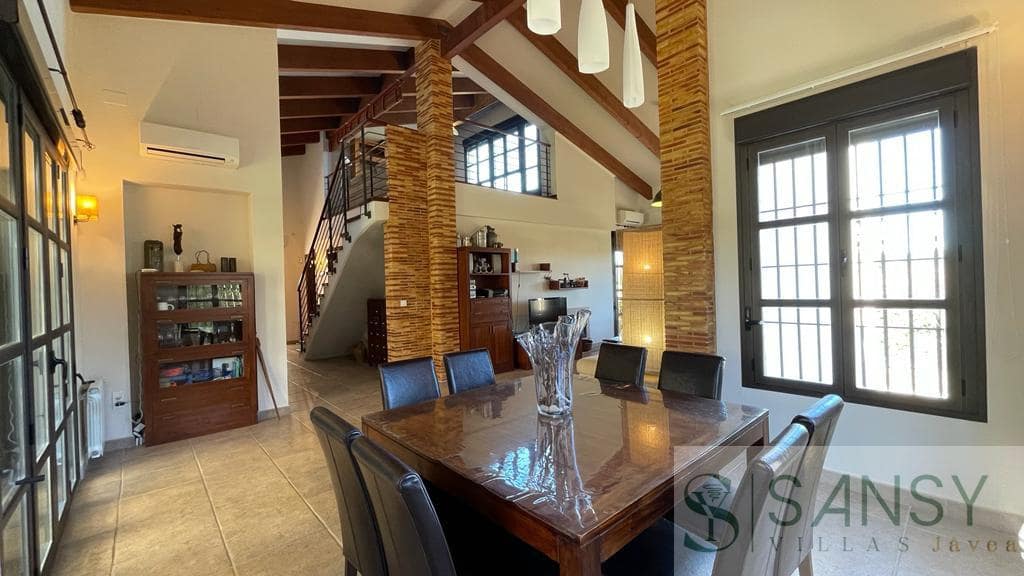 5 soveværelse Villa til salg i Javea / Xabia med swimmingpool garage - € 1.075.000 (Ref: 9027846)