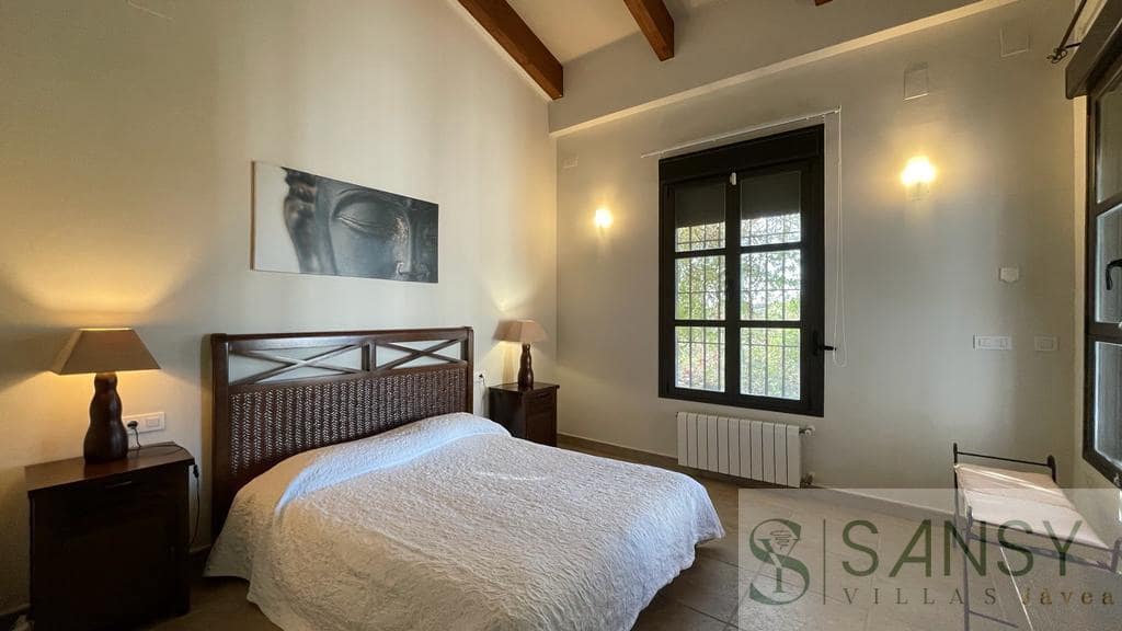 5 soveværelse Villa til salg i Javea / Xabia med swimmingpool garage - € 1.075.000 (Ref: 9027846)