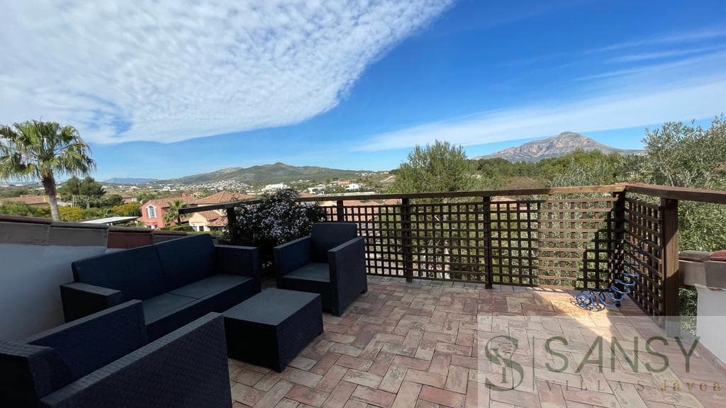 5 soveværelse Villa til salg i Javea / Xabia med swimmingpool garage - € 1.075.000 (Ref: 9027846)