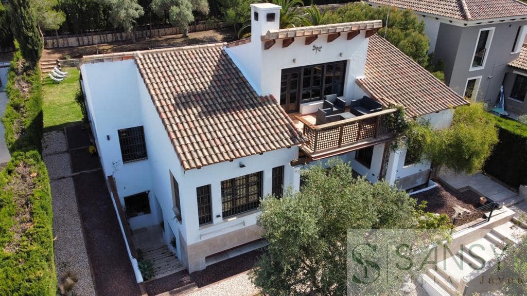 5 soveværelse Villa til salg i Javea / Xabia med swimmingpool garage - € 1.075.000 (Ref: 9027846)