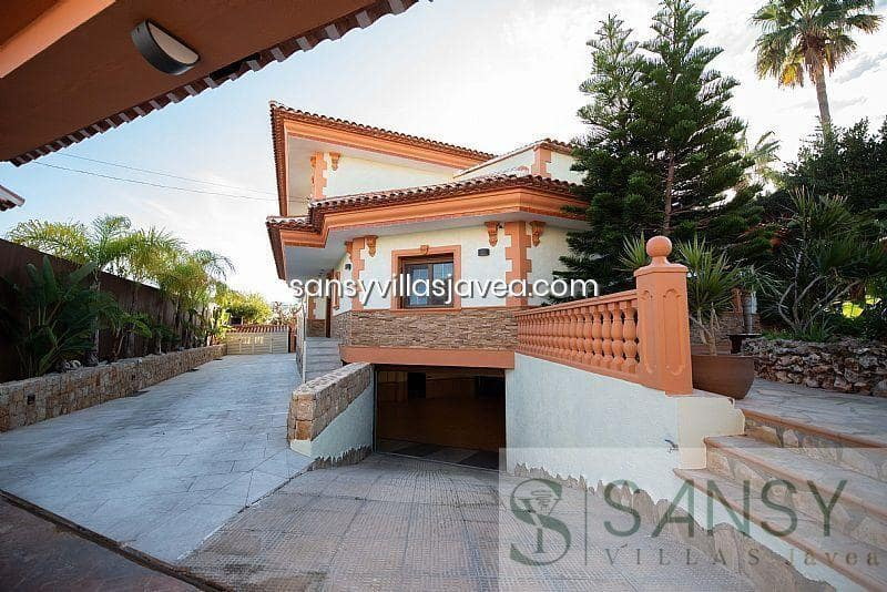 4 soverom Villa til salgs i Calpe / Calp med garasje - € 2 520 000 (Ref: 9027983)