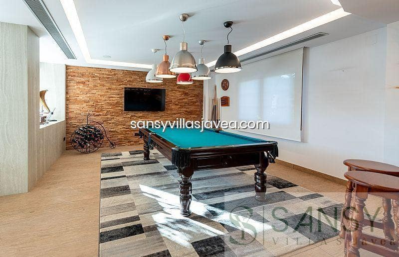 4 soverom Villa til salgs i Calpe / Calp med garasje - € 2 520 000 (Ref: 9027983)
