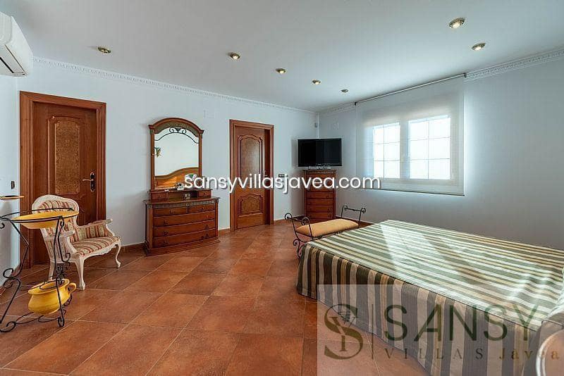 4 soverom Villa til salgs i Calpe / Calp med garasje - € 2 520 000 (Ref: 9027983)