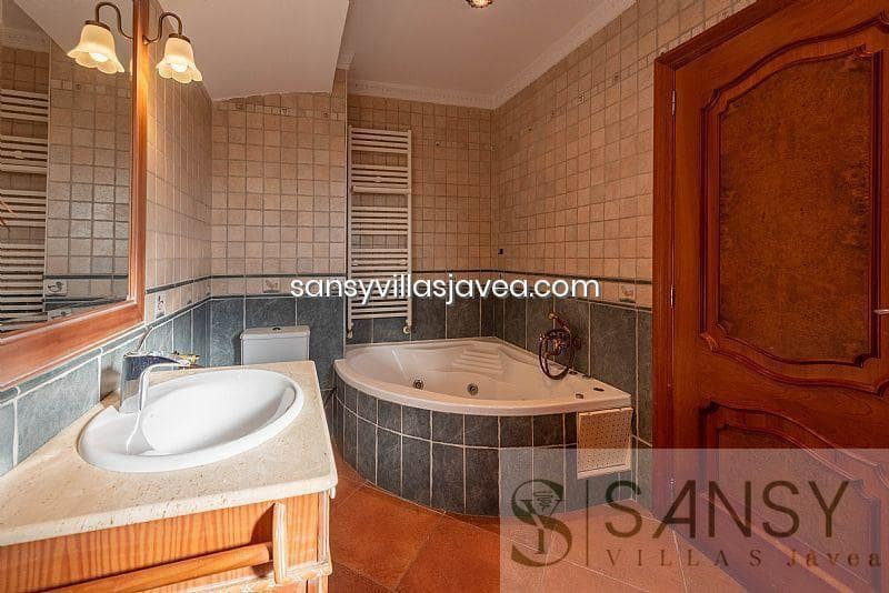 4 soverom Villa til salgs i Calpe / Calp med garasje - € 2 520 000 (Ref: 9027983)