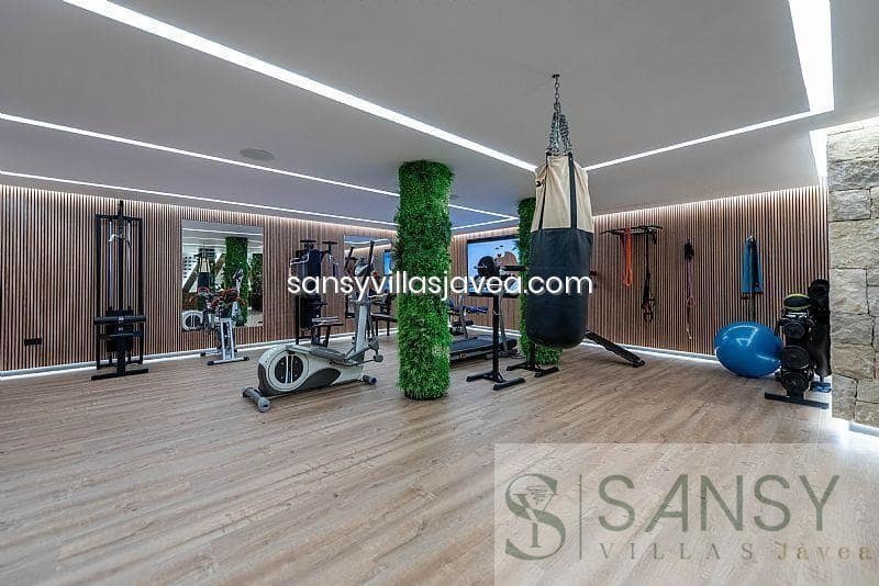 4 soverom Villa til salgs i Calpe / Calp med garasje - € 2 520 000 (Ref: 9027983)