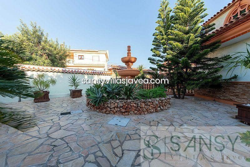 4 soverom Villa til salgs i Calpe / Calp med garasje - € 2 520 000 (Ref: 9027983)