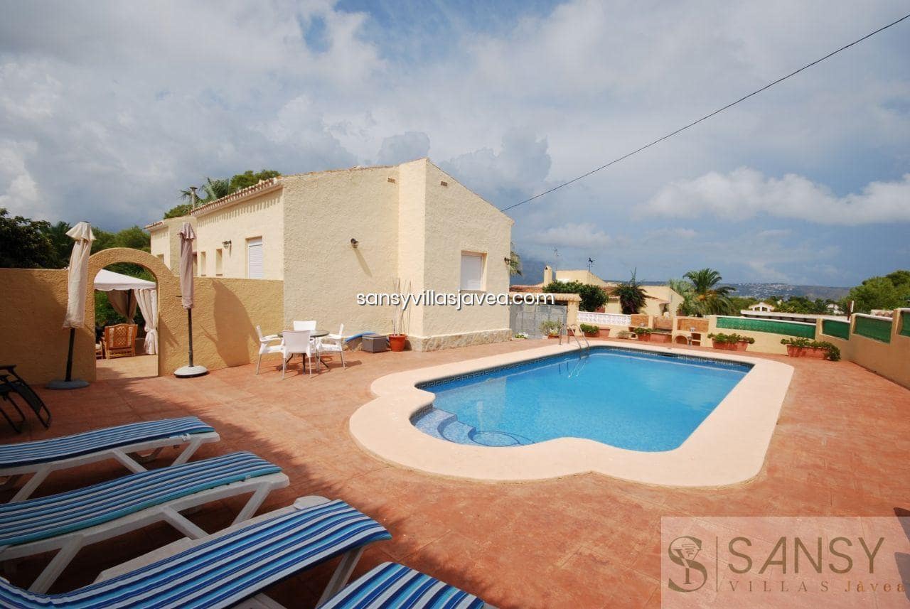 3 soveværelse Villa til leje i Javea / Xabia med swimmingpool garage - € 1.500 (Ref: 9028007)