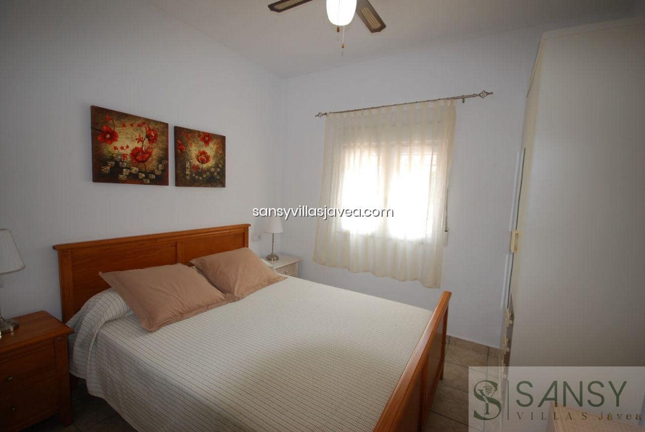 3 soveværelse Villa til leje i Javea / Xabia med swimmingpool garage - € 1.500 (Ref: 9028007)