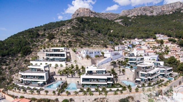 4 makuuhuone Huvila myytävänä paikassa Pueblo, Calpe / Calp mukana 
autotalli - 1 850 000 € (Ref: 9028052)