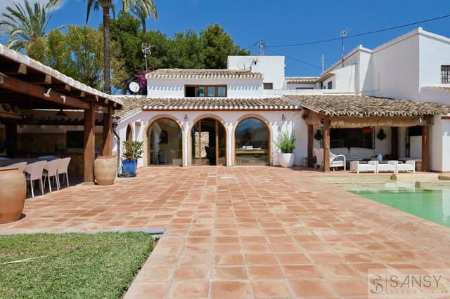 6 chambre Villa/Maison à vendre à Centro ciudad, Javea / Xàbia avec piscine garage - 1 395 000 € (Ref: 9028088)