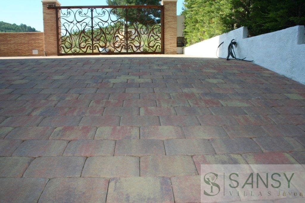 5 soverom Villa til salgs i Adsubia med svømmebasseng - € 1 215 000 (Ref: 9028122)