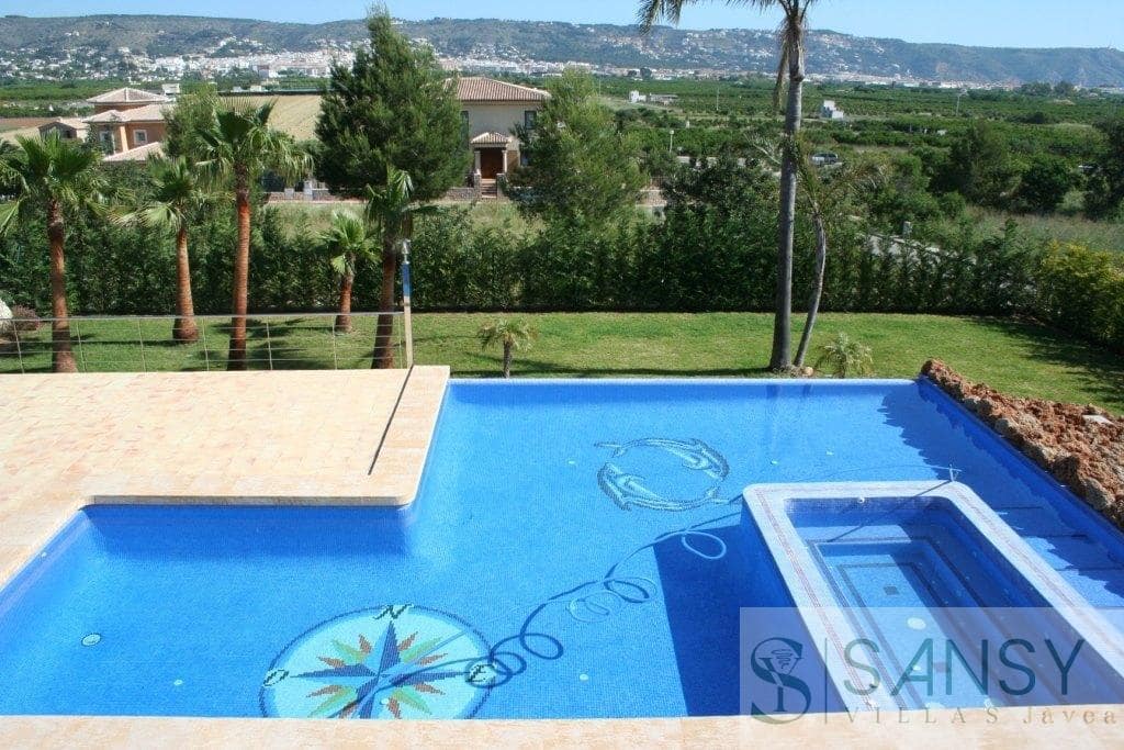 5 soverom Villa til salgs i Adsubia med svømmebasseng - € 1 215 000 (Ref: 9028122)