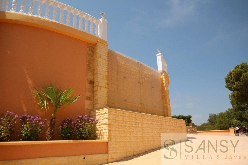 3 soverom Villa til salgs i Javea / Xabia med svømmebasseng garasje - € 595 000 (Ref: 9028123)