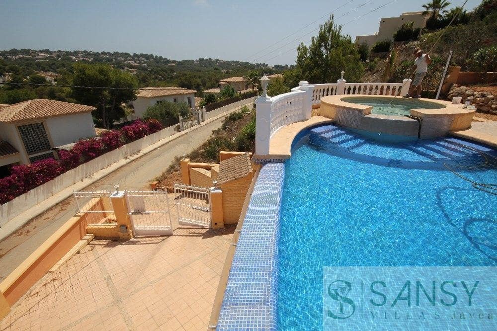 3 soverom Villa til salgs i Javea / Xabia med svømmebasseng garasje - € 595 000 (Ref: 9028123)