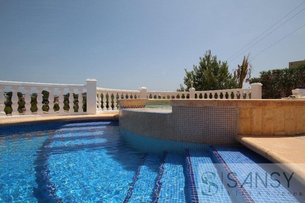 3 soverom Villa til salgs i Javea / Xabia med svømmebasseng garasje - € 595 000 (Ref: 9028123)
