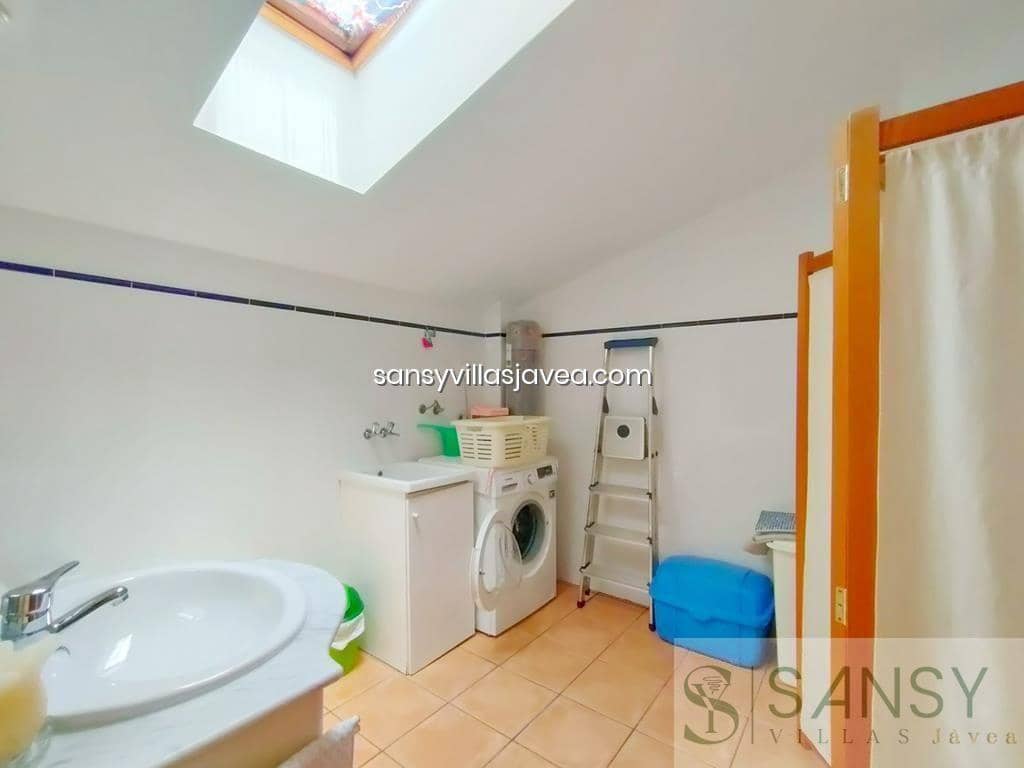 4 sypialnia Dom na sprzedaż w Denia z garażem - 397 000 € (Ref: 9028206)