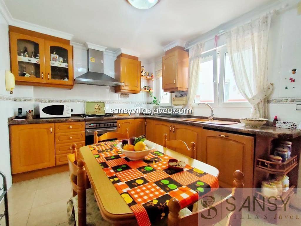 4 sypialnia Dom na sprzedaż w Denia z garażem - 397 000 € (Ref: 9028206)