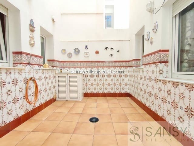 4 soveværelse Byhus til salg i Saladar, Dénia med garage - € 397.000 (Ref: 9028206)