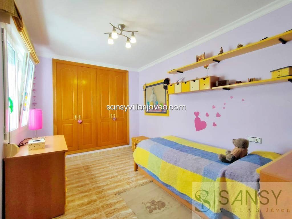 4 sypialnia Dom na sprzedaż w Denia z garażem - 397 000 € (Ref: 9028206)