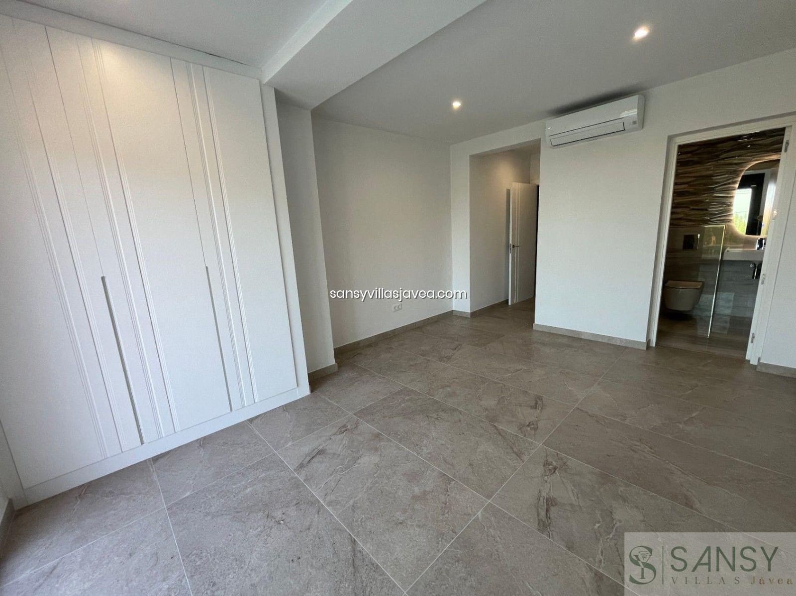 4 soveværelse Villa til salg i Denia med garage - € 1.300.000 (Ref: 9031632)