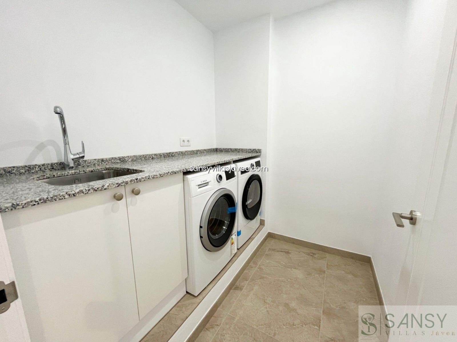 4 soveværelse Villa til salg i Denia med garage - € 1.300.000 (Ref: 9031632)