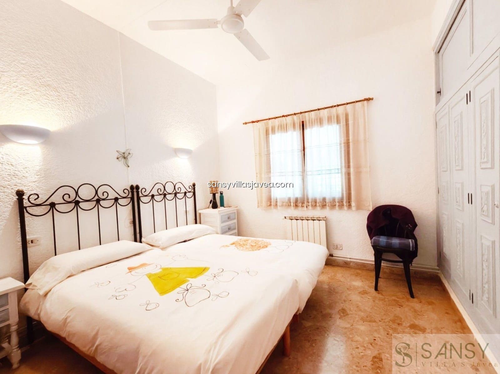 Chalet de 6 habitaciones en Javea / Xàbia en venta con garaje - 1.200.000 € (Ref: 9031633)