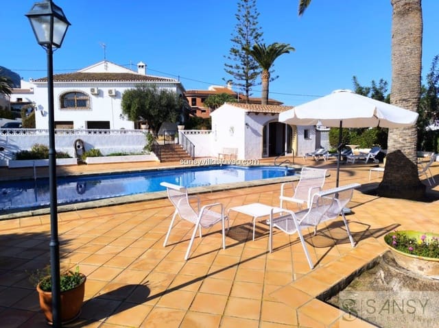 Chalet de 6 habitaciones en Centro ciudad, Javea / Xàbia en venta con garaje - 1.200.000 € (Ref: 9031633)