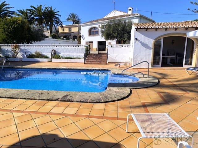 Chalet de 6 habitaciones en Centro ciudad, Javea / Xàbia en venta con garaje - 1.200.000 € (Ref: 9031633)