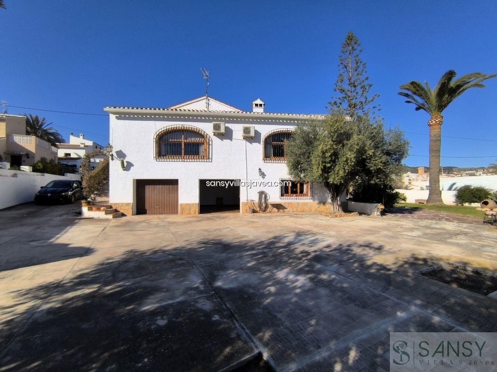 Chalet de 6 habitaciones en Javea / Xàbia en venta con garaje - 1.200.000 € (Ref: 9031633)
