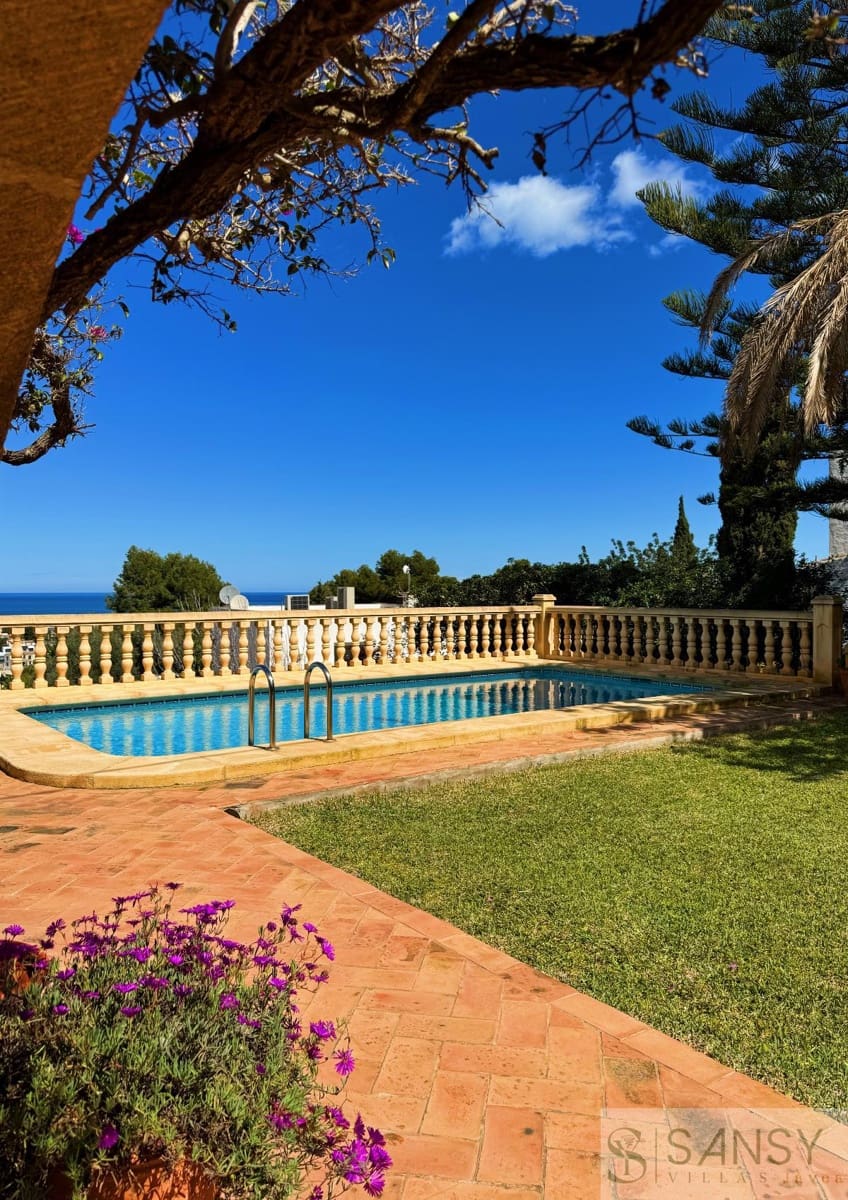 6 soveværelse Villa til salg i Javea / Xabia med swimmingpool garage - € 1.390.000 (Ref: 9034240)