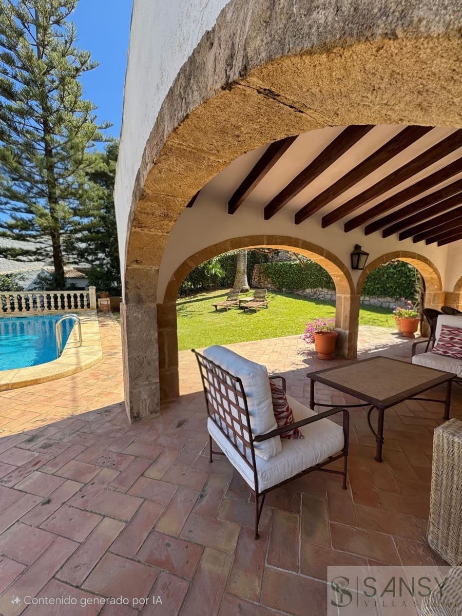 6 soveværelse Villa til salg i Javea / Xabia med swimmingpool garage - € 1.390.000 (Ref: 9034240)