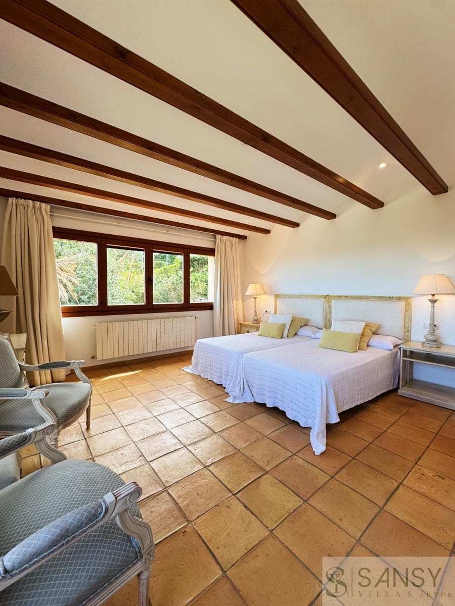 6 soveværelse Villa til salg i Javea / Xabia med swimmingpool garage - € 1.390.000 (Ref: 9034240)