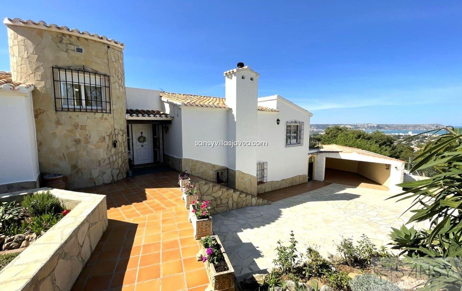 5 bedroom Villa for sale in Javea / Xabia with garage - € 1,150,000 (Ref: 9036452)