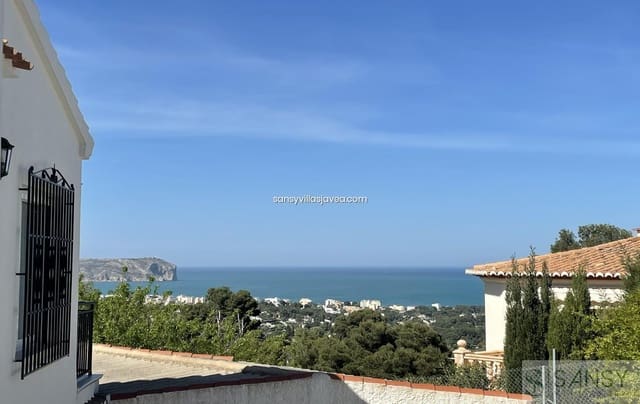 5 bedroom Villa for sale in La Granadella  - Costa Nova, Javea / Xàbia with garage - € 1,150,000 (Ref: 9036452)