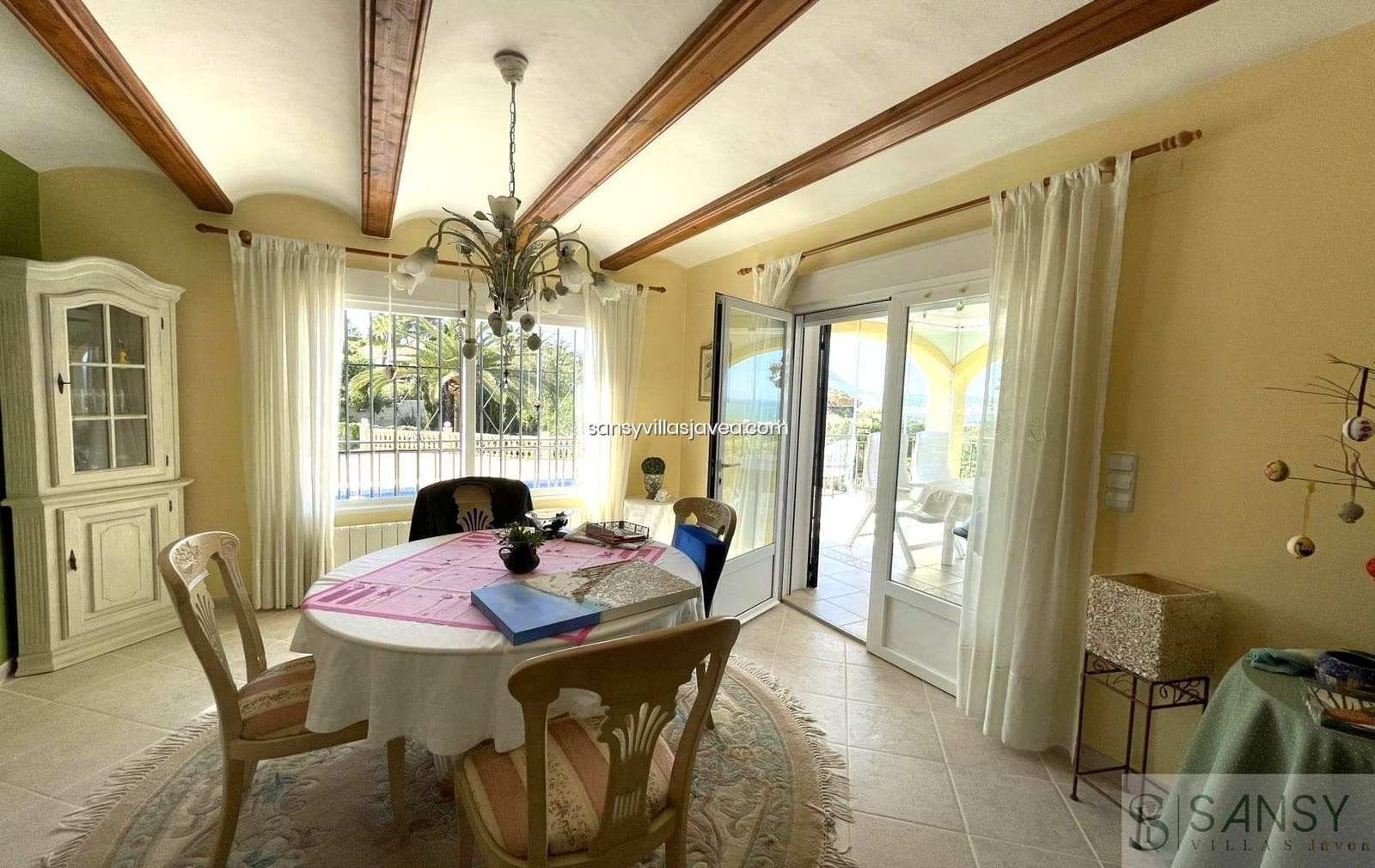 5 bedroom Villa for sale in Javea / Xabia with garage - € 1,150,000 (Ref: 9036452)